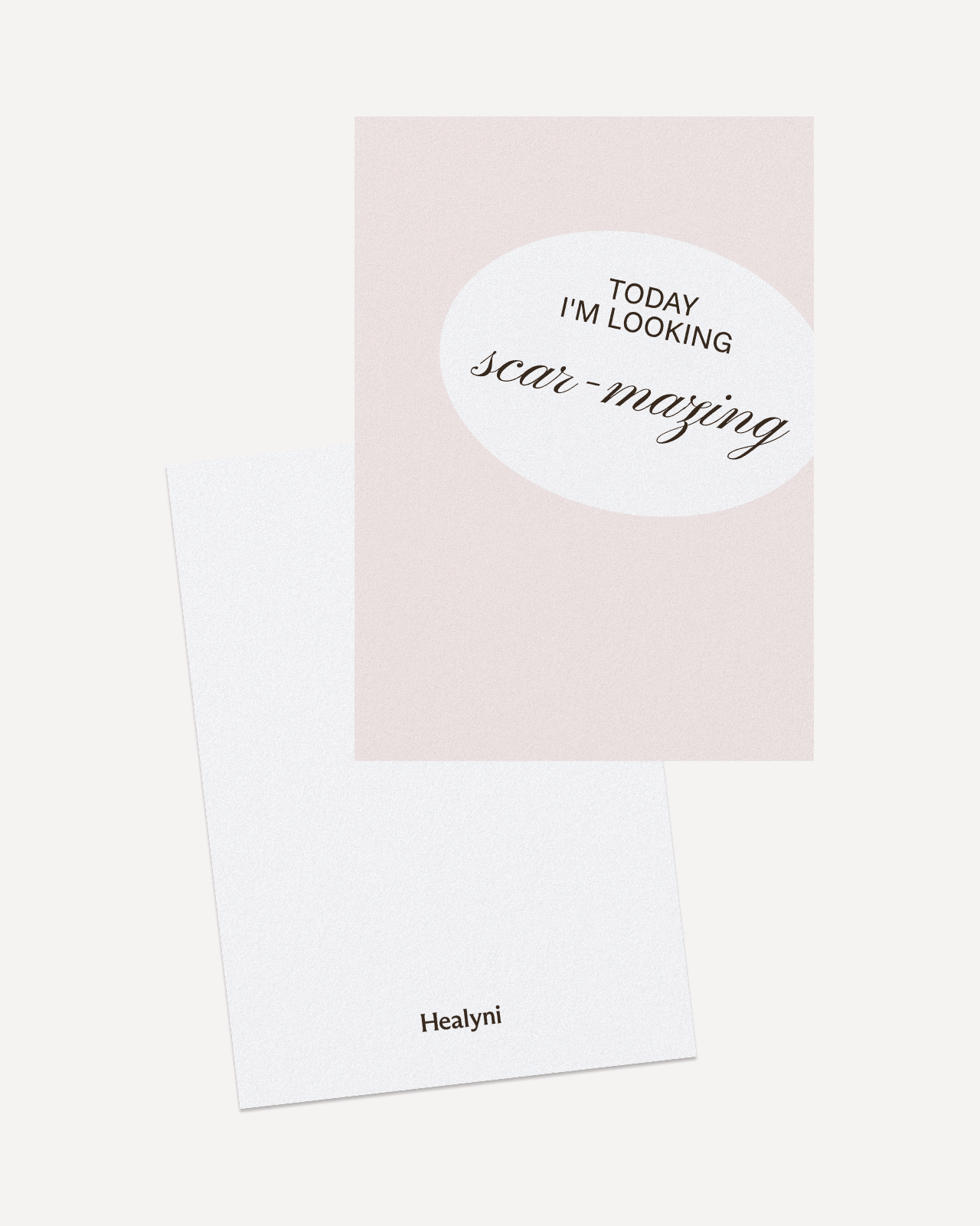 Healyni Karte Scar-Mazing Detailansicht – minimalistische Typografie auf cremefarbenem 300g Recyclingpapier, made in Germany